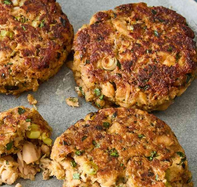 Lebanese Salmon Patties